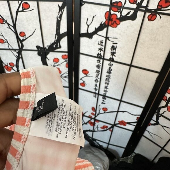 J Crew Seersucker One-piece Swimsuit Underwire Stripe Size 2 Coral White - Picture 5 of 5